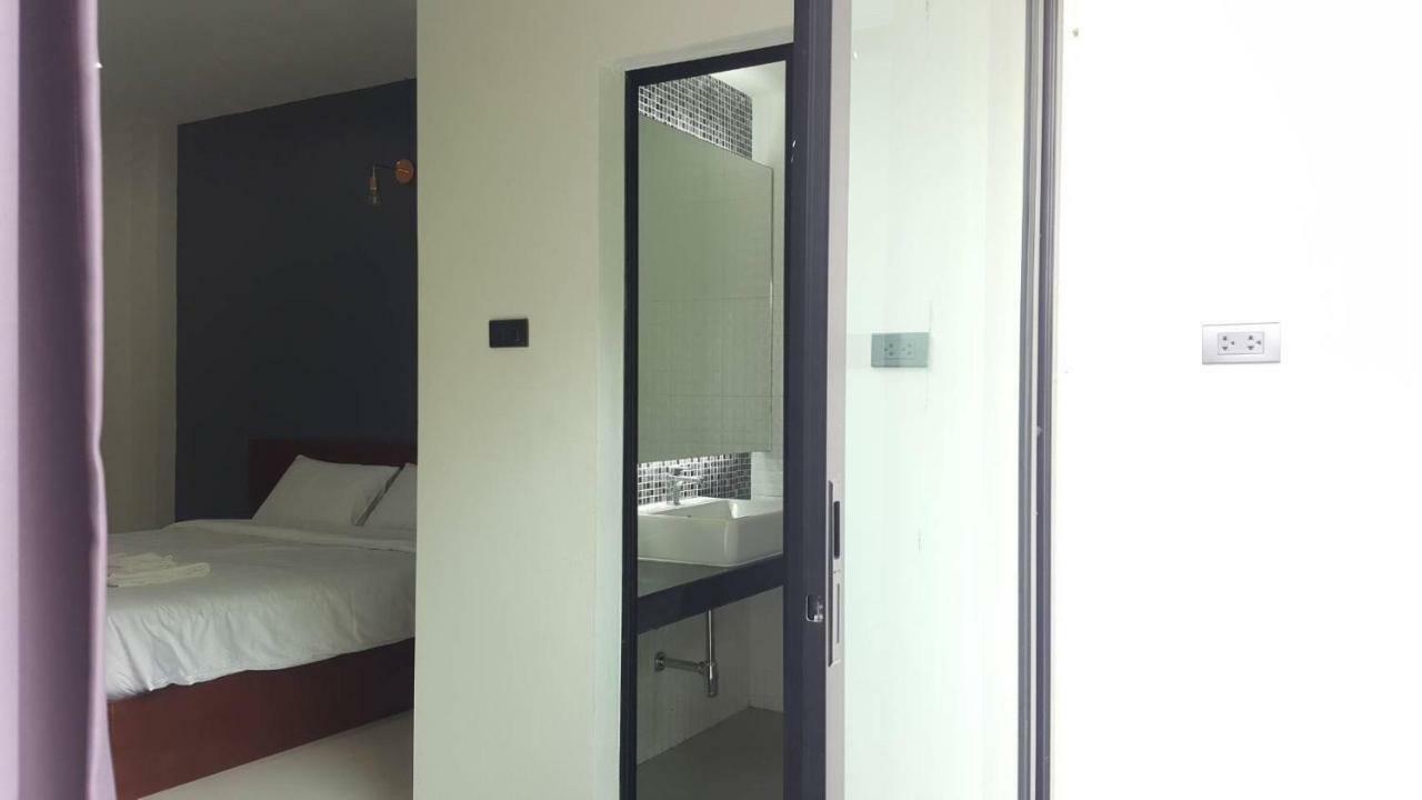 Dd Modern House Aparthotel Surat Thani Exterior foto